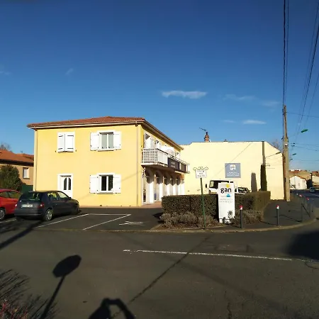 Apartamento Logis Saint Austremoine